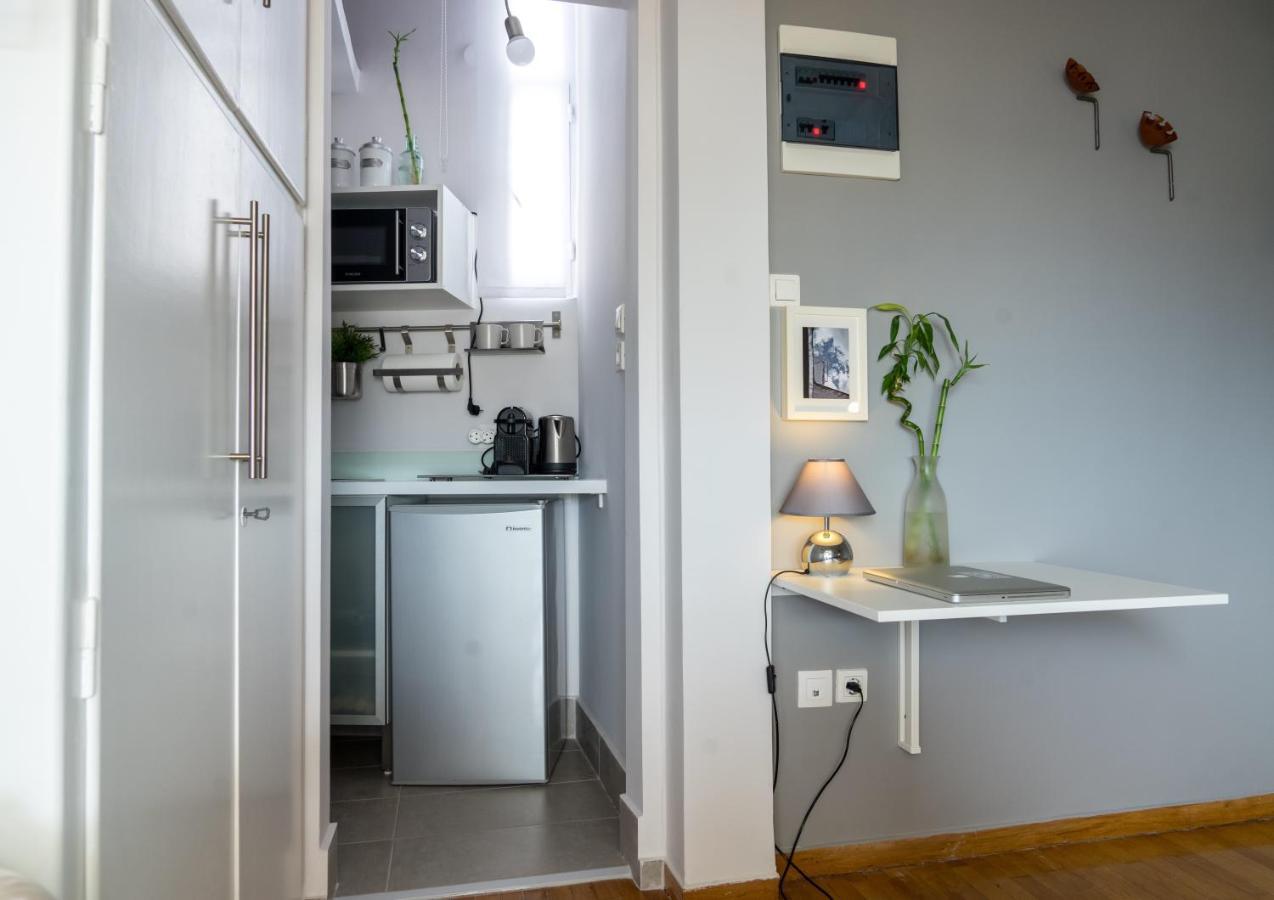 Small & Cozy With Acropolis & Lycabettus View 아테네 외부 사진